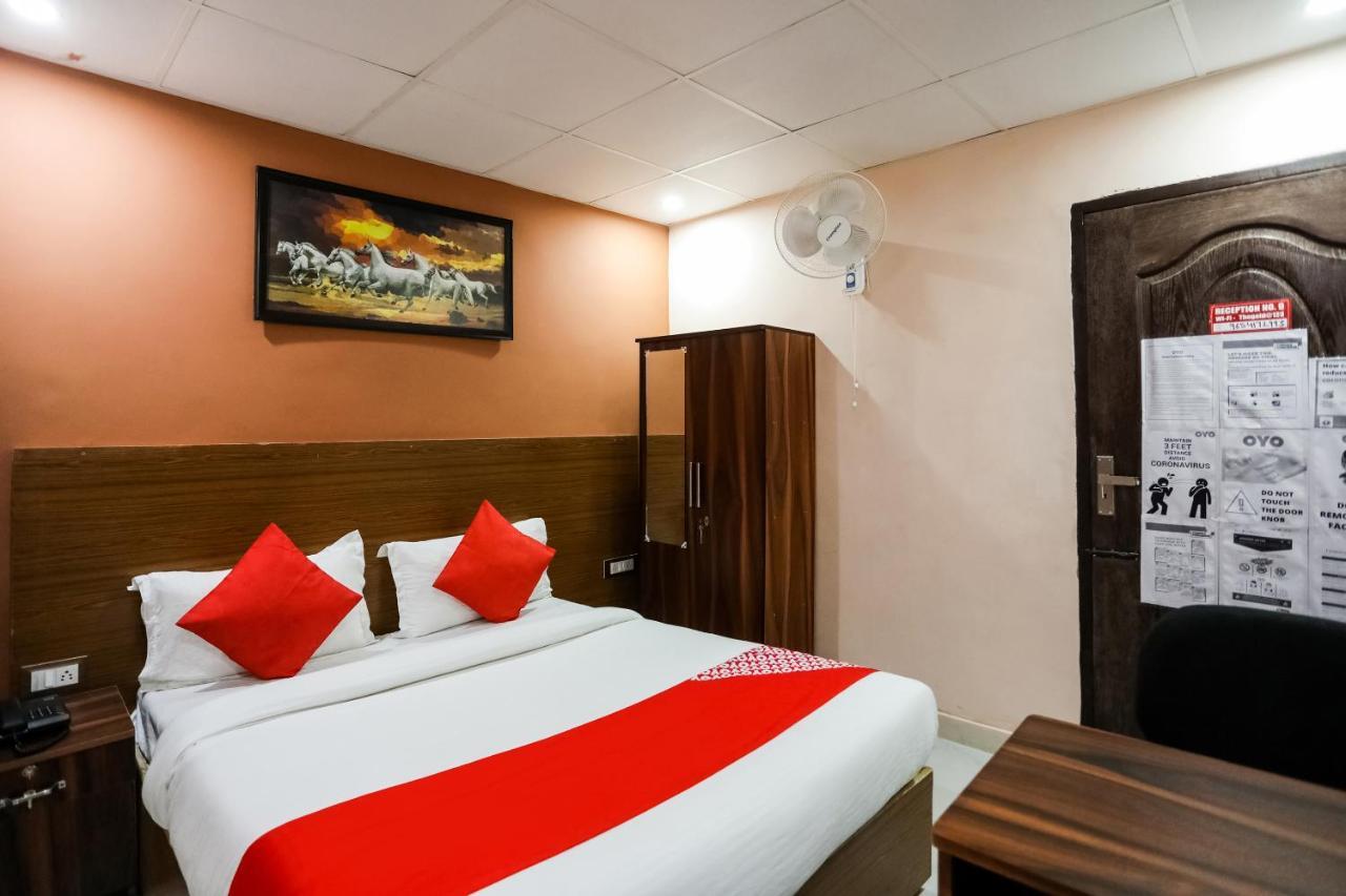 Oyo 72993 Hotel The Gold Faridabad Zewnętrze zdjęcie