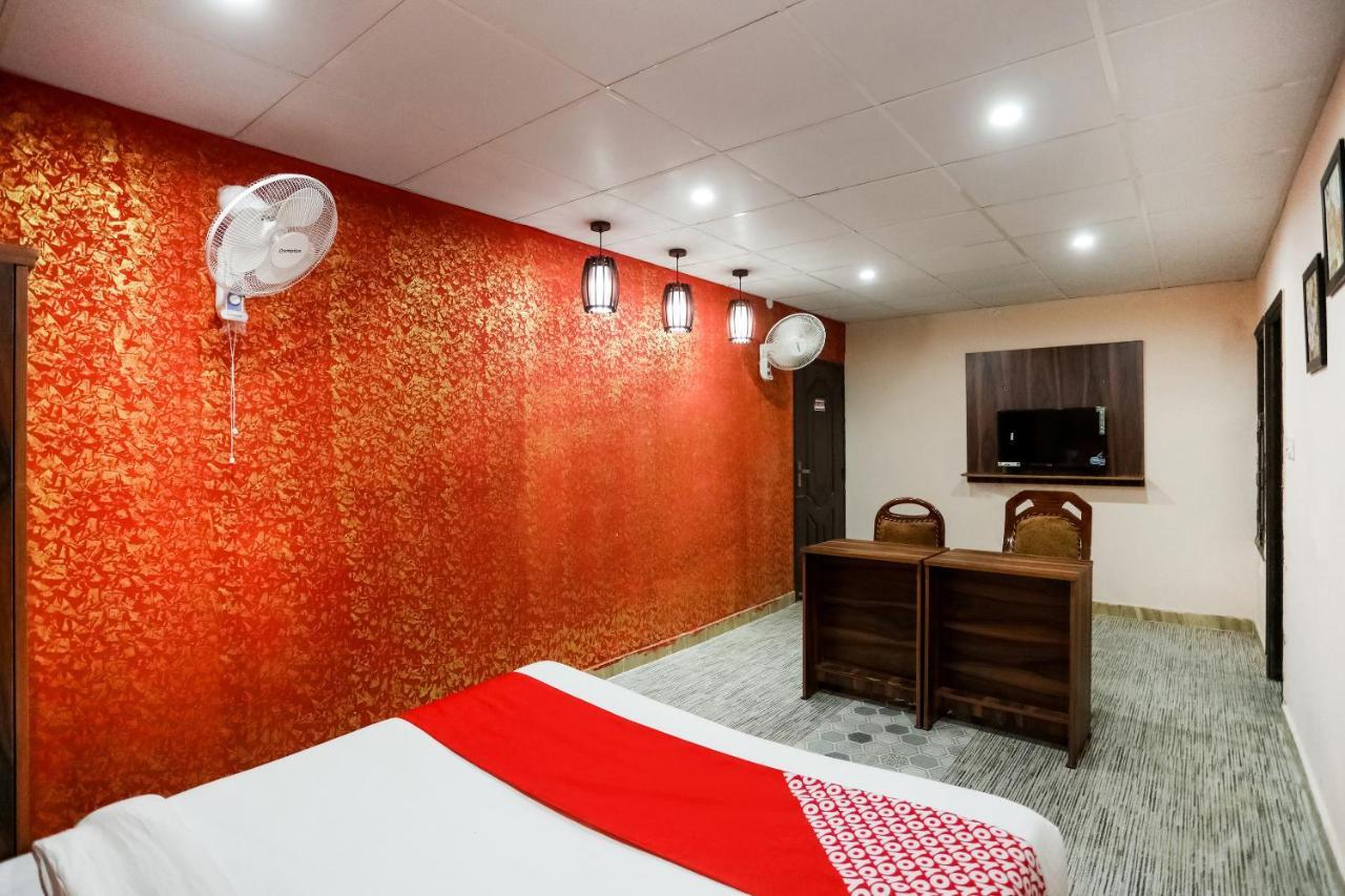 Oyo 72993 Hotel The Gold Faridabad Zewnętrze zdjęcie